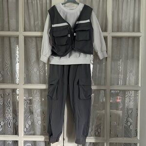 😉Bundle Days😉Boys SHEIN Gray White Outfit Vest Windbreaker Material Long Sleeved